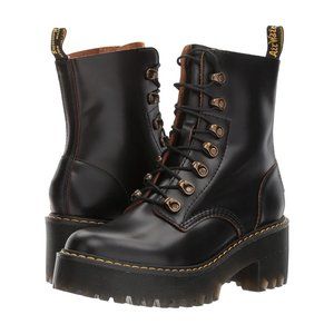 Pre-Loved Dr. Martens Leona 7-Hook Boot